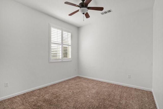 2204 Gallery Dr, Riverbank, CA 95367