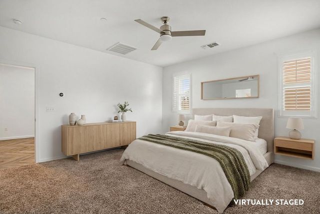 2204 Gallery Dr, Riverbank, CA 95367