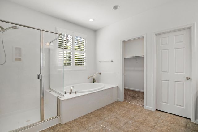2204 Gallery Dr, Riverbank, CA 95367