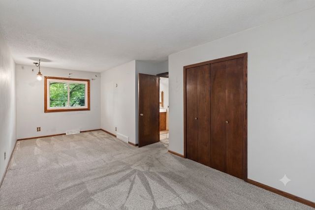 3921 Williston Road, Minnetonka, MN 55345