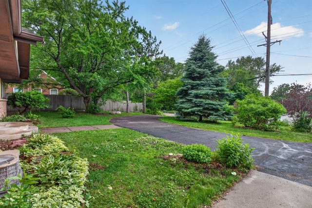 3921 Williston Road, Minnetonka, MN 55345