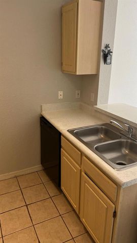 8927 LEGACY COURT 302, Kissimmee, FL 34747