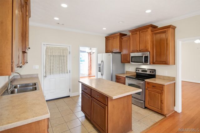 70 HERMITAGE Pass, Wetumpka, AL 36093