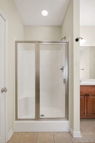 70 HERMITAGE Pass, Wetumpka, AL 36093