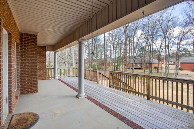 70 HERMITAGE Pass, Wetumpka, AL 36093
