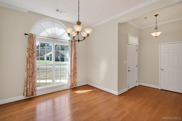 70 HERMITAGE Pass, Wetumpka, AL 36093