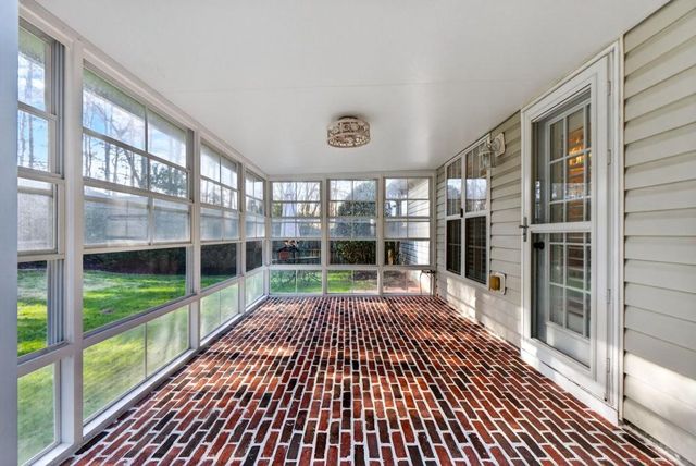 147 Lake Cove Approach, Newnan, GA 30265