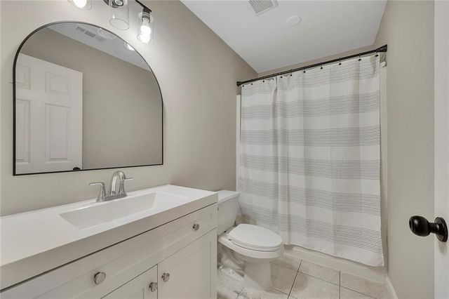 843 Joseph Club SW Drive, Mableton, GA 30126