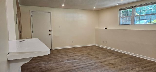 116 Oak Ln 2, Brockton, MA 02301
