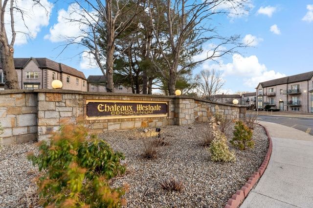 116 Oak Ln 2, Brockton, MA 02301
