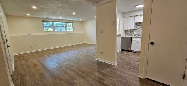 116 Oak Ln 2, Brockton, MA 02301