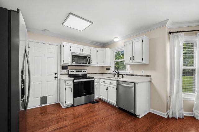 5601 Chestnutwood Trl, Hermitage, TN 37076