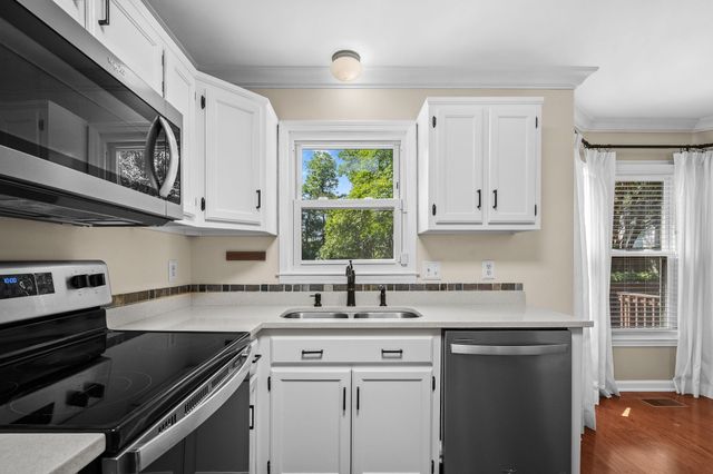 5601 Chestnutwood Trl, Hermitage, TN 37076