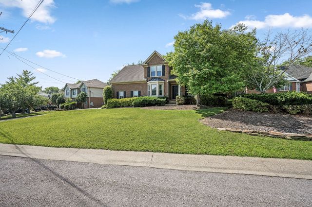 5601 Chestnutwood Trl, Hermitage, TN 37076
