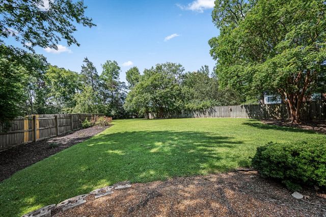 5601 Chestnutwood Trl, Hermitage, TN 37076