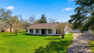 12725 W 6th Street, Santa Fe, TX 77510