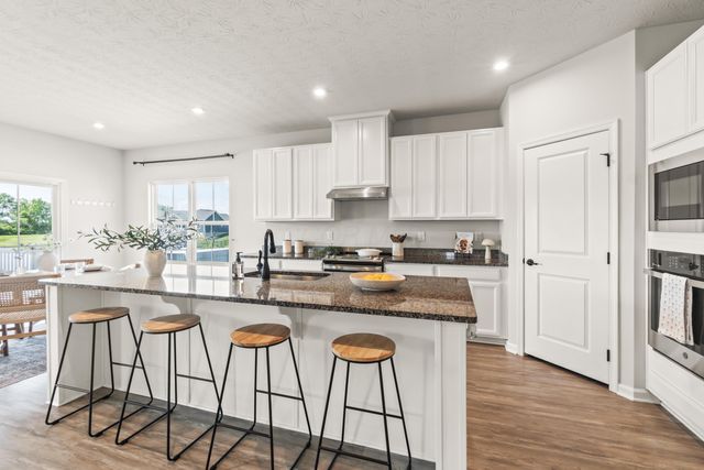 2806 Newcastle Drive, Troy, OH 45373