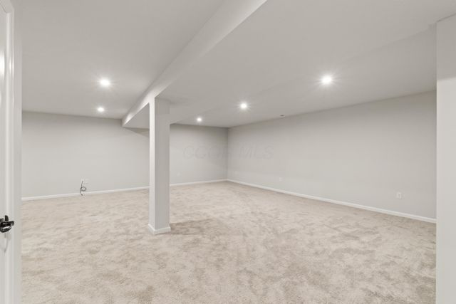 2806 Newcastle Drive, Troy, OH 45373