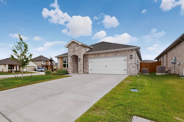 114 Drovers Drive, Cleburne, TX 76031