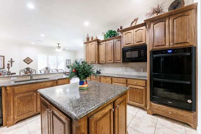 3912 101st Street, Lubbock, TX 79423