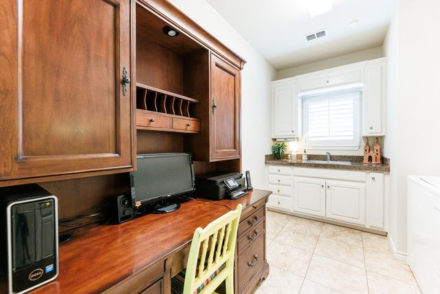 3912 101st Street, Lubbock, TX 79423