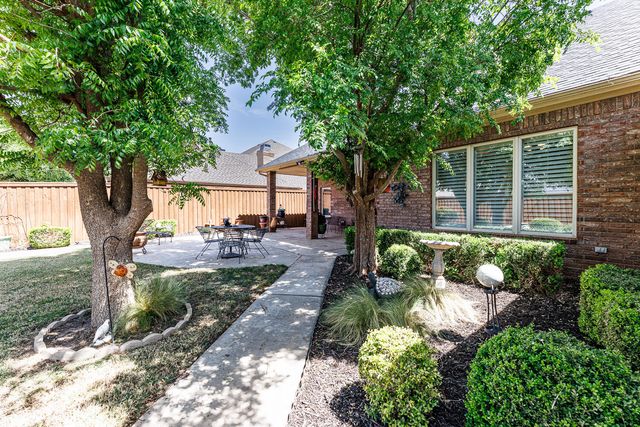 3912 101st Street, Lubbock, TX 79423