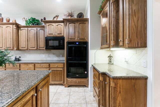 3912 101st Street, Lubbock, TX 79423
