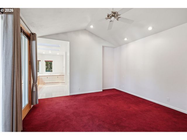 82155 BEAR CREEK Rd, Creswell, OR 97426