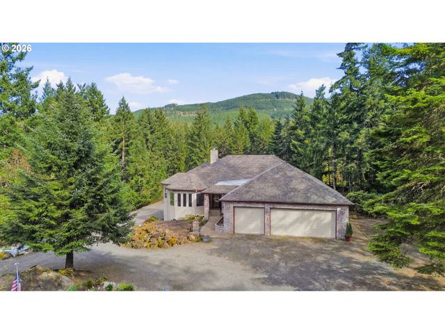 82155 BEAR CREEK Rd, Creswell, OR 97426