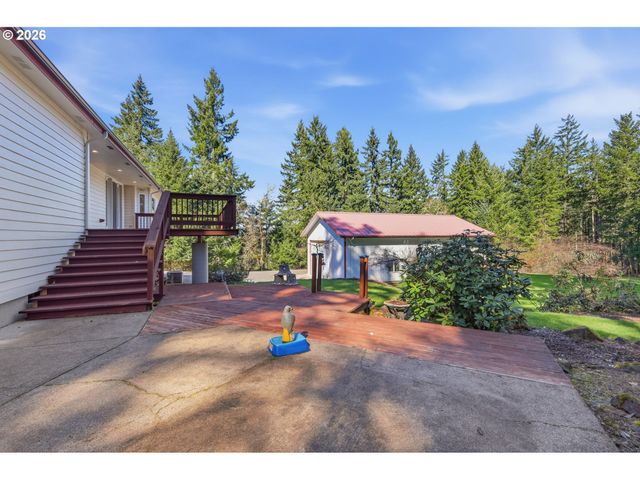 82155 BEAR CREEK Rd, Creswell, OR 97426