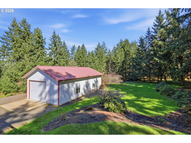 82155 BEAR CREEK Rd, Creswell, OR 97426