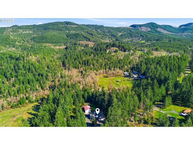 82155 BEAR CREEK Rd, Creswell, OR 97426