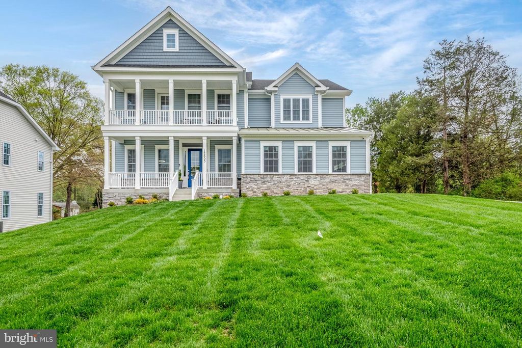 12603 LANHAM SEVERN RD, Bowie, MD 20720