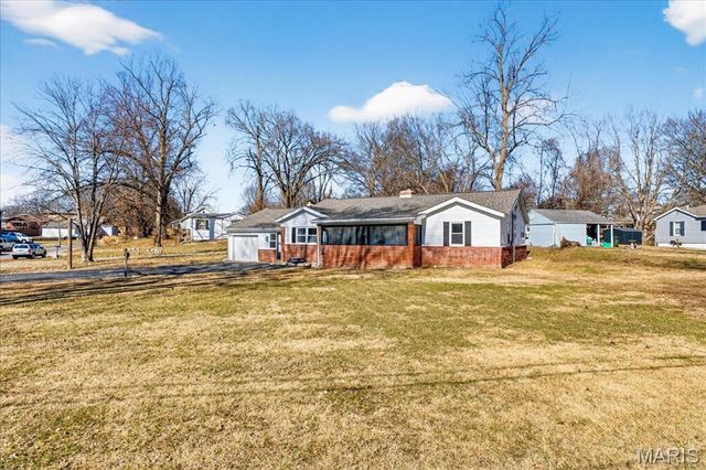 105 N 35th Street, Belleville, IL 62226
