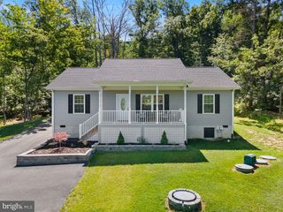 58 CEDAR LN, Woodstock, VA 22664