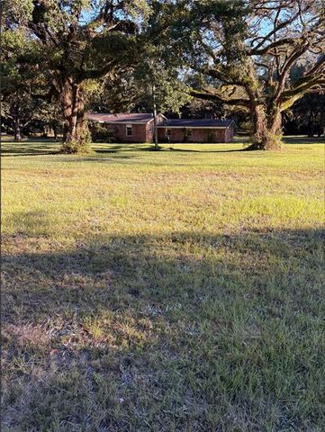 7325 Wigfield Road, Mobile, AL 36619