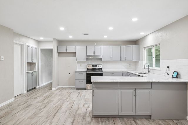 3049 Ravine Trail, Carrollton, TX 75007