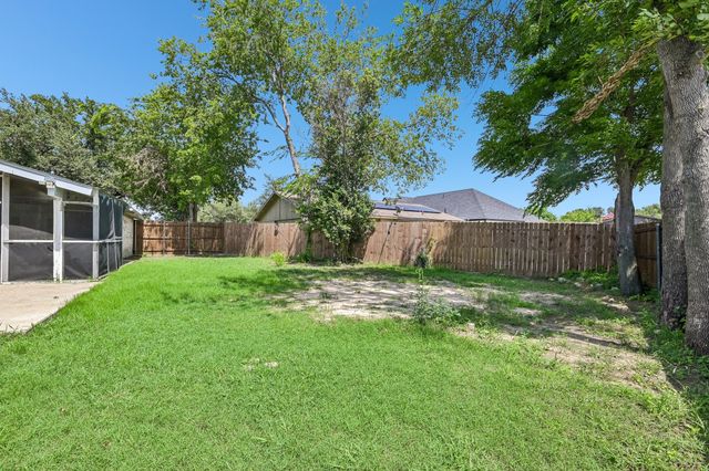 3049 Ravine Trail, Carrollton, TX 75007