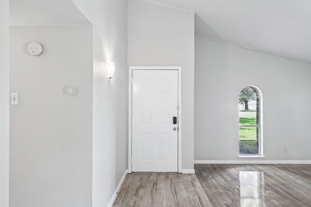 3049 Ravine Trail, Carrollton, TX 75007
