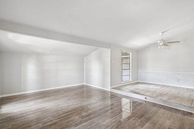 3049 Ravine Trail, Carrollton, TX 75007