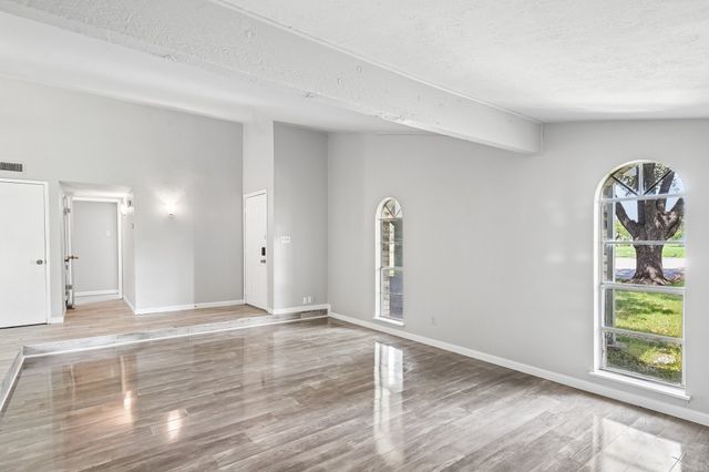 3049 Ravine Trail, Carrollton, TX 75007