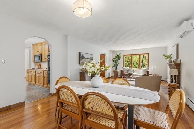 780 Waltham St, Lexington, MA 02421