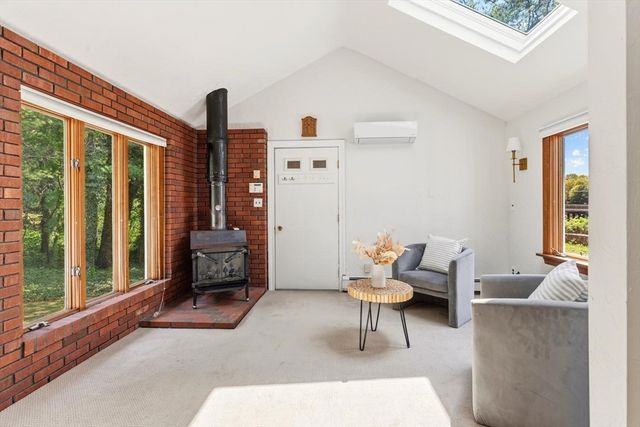 780 Waltham St, Lexington, MA 02421