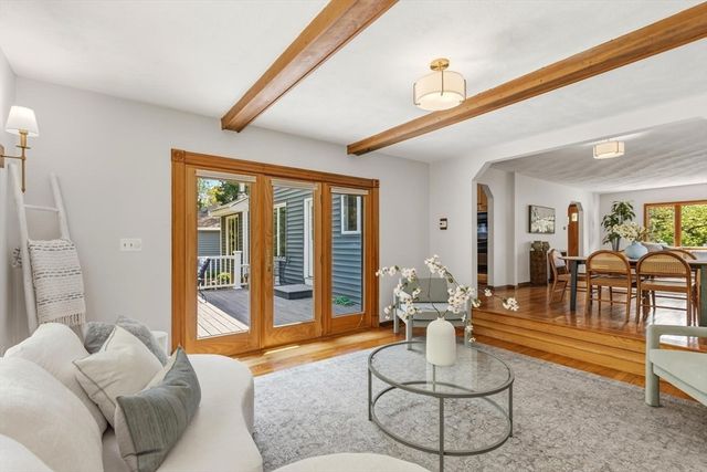 780 Waltham St, Lexington, MA 02421