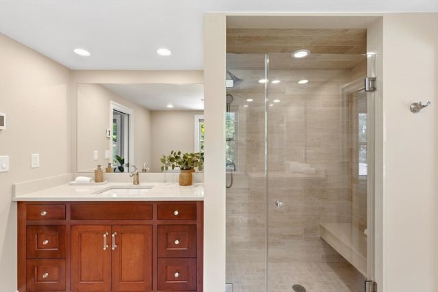 780 Waltham St, Lexington, MA 02421