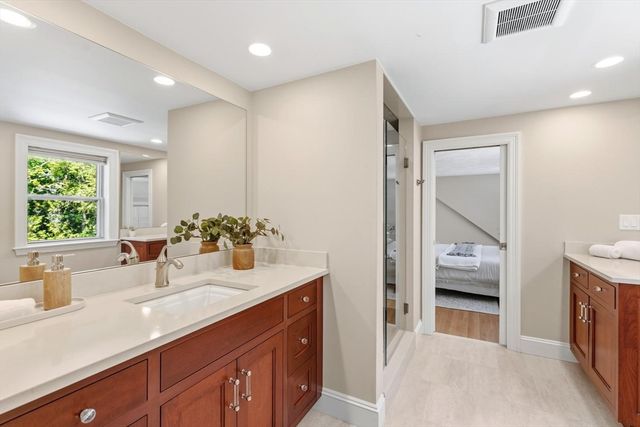 780 Waltham St, Lexington, MA 02421