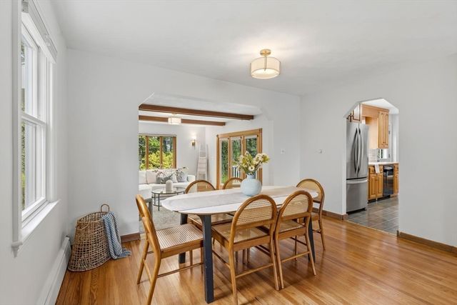 780 Waltham St, Lexington, MA 02421