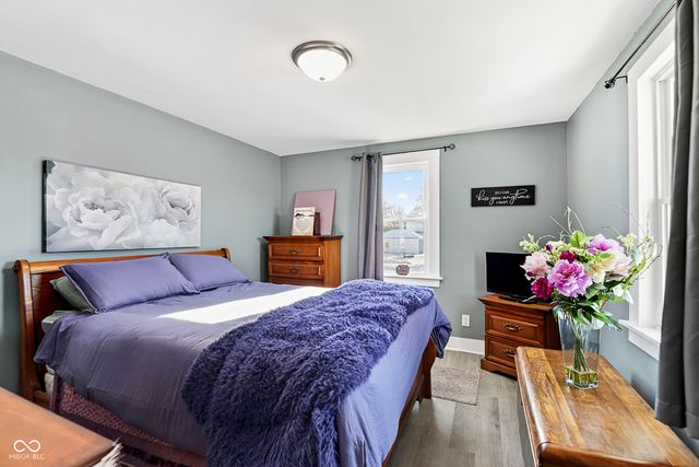 6498 S 200 E, Markleville, IN 46056