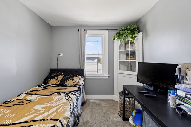 6498 S 200 E, Markleville, IN 46056