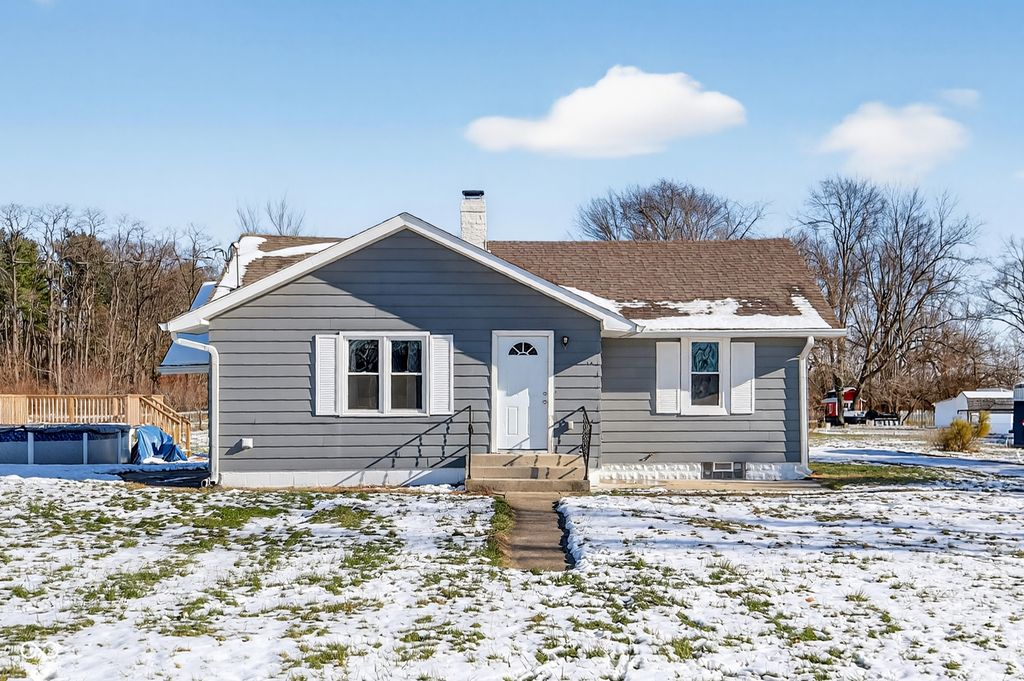 6498 S 200 E, Markleville, IN 46056